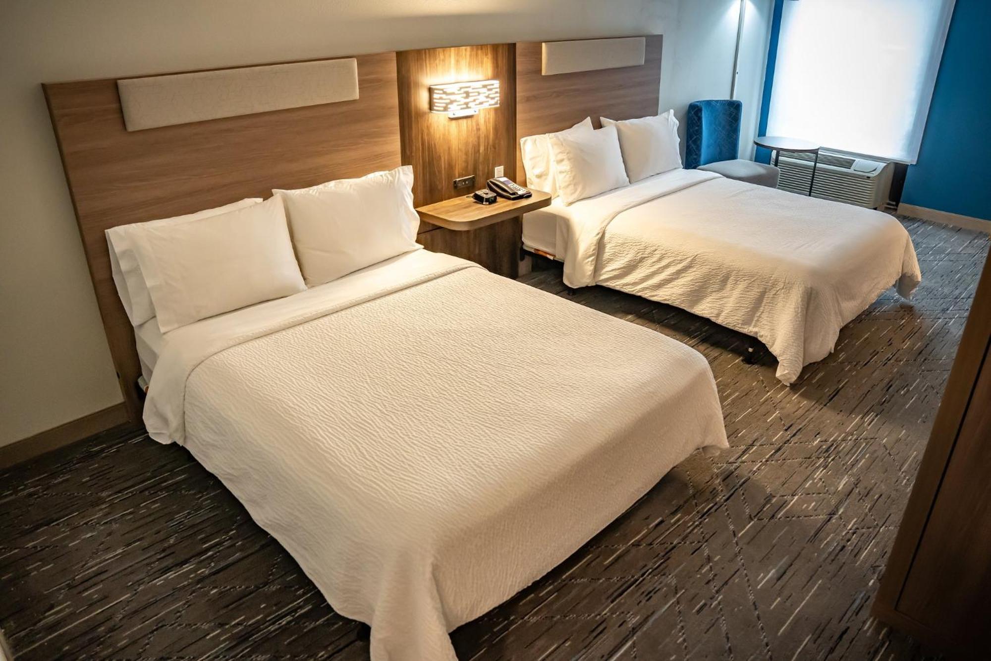 Express & West Chester By Ihg Concordville