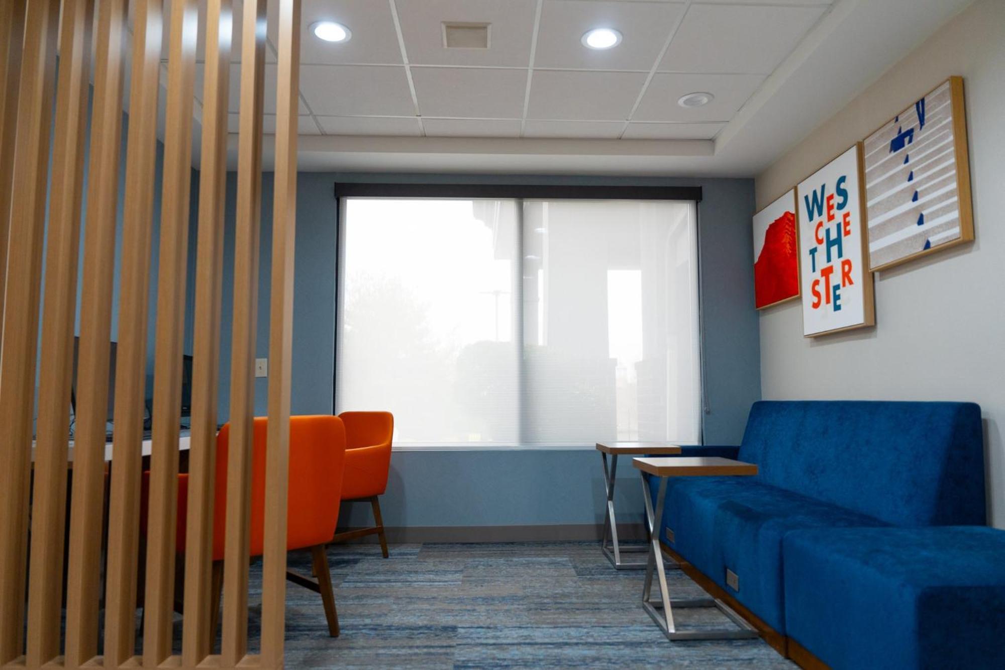 Express & West Chester By Ihg Concordville